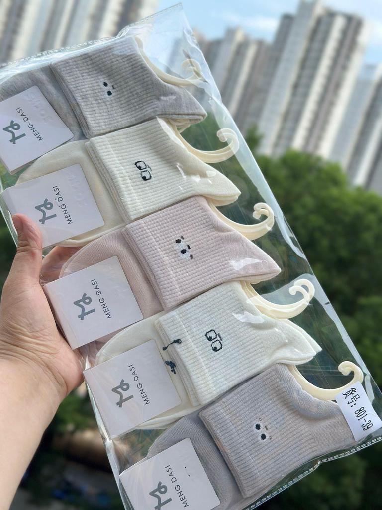Autumn/Winter 10-Pack Women's Mid-Calf Cartoon Socks - Cute, Comfortable, Fashionable, College Style Cotton Sports Socks