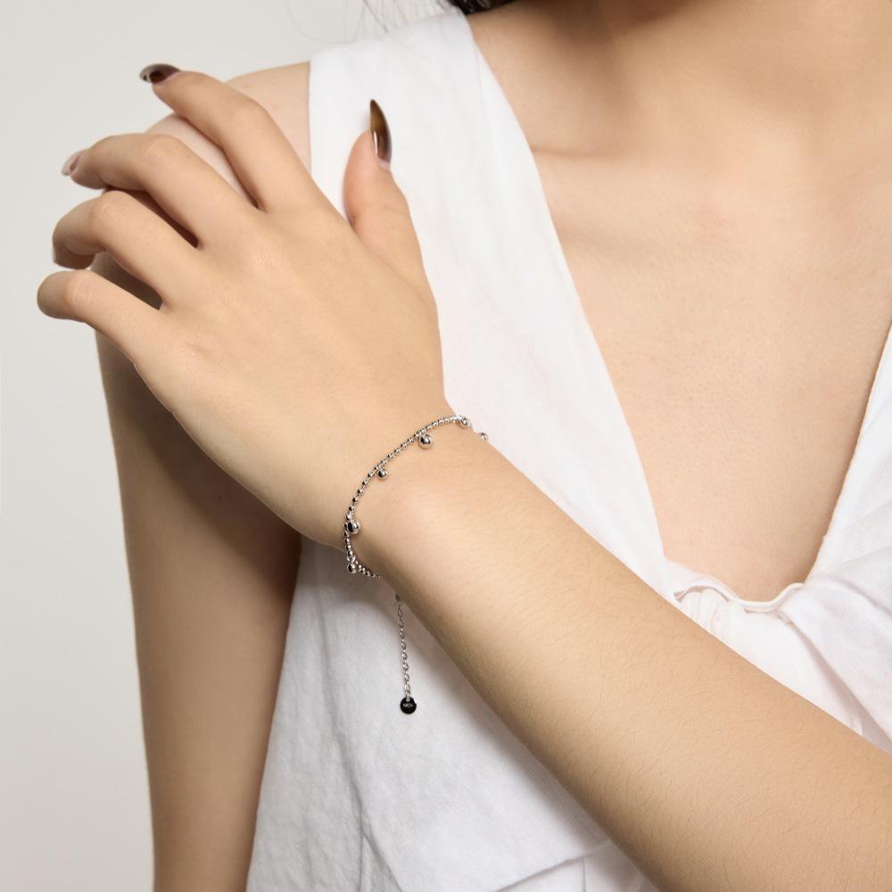S925 Sterling Silver Women's Bracelet: Cool European & American Style with Smooth Round Bead Chain – Simple, Elegant, and Stylish.