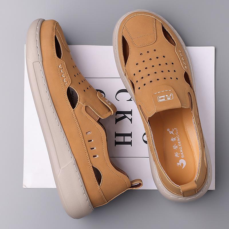 Men's Shoes 2025 Summer New Trend Fashion Hollow Shoes Men's Non-slip Light Sole Casual Versatile Men's Hole Shoes