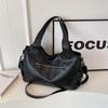Luxury high-quality PU zipper contrasting new feminine fashion versatile large capacity single shoulder crossbodybag