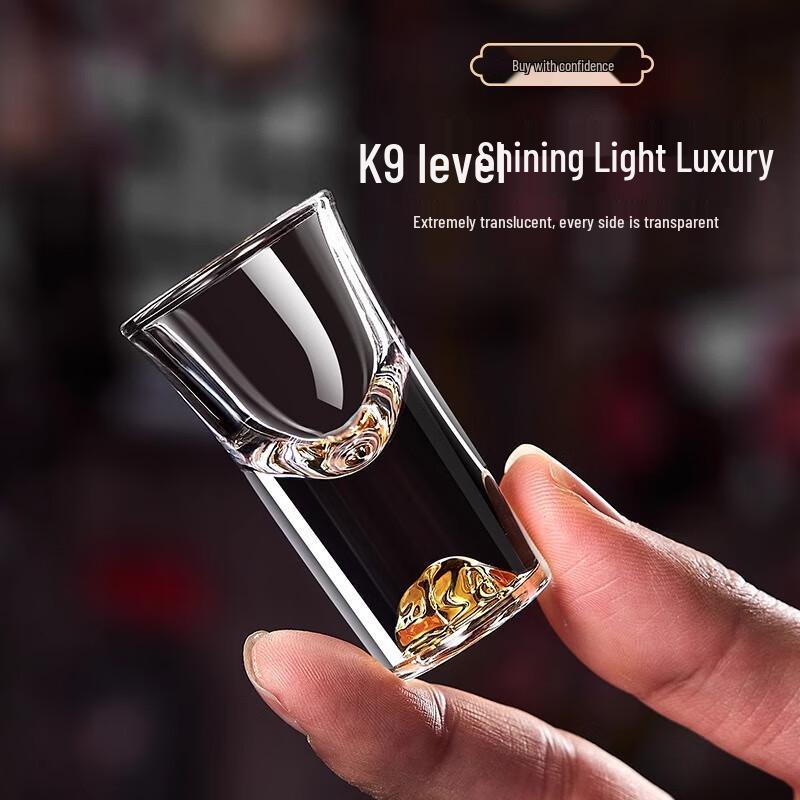 Ting Le Chinese Gold Foil Crystal Baijiu Decanter & Glass Set