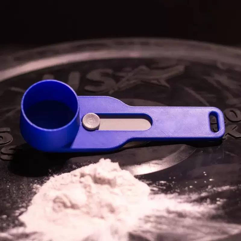 No Spill Measuring Spoon Long Handle Scoop with Built-In Sliding Funnel Preparation of Protein Powder Workout & Sports Drinks