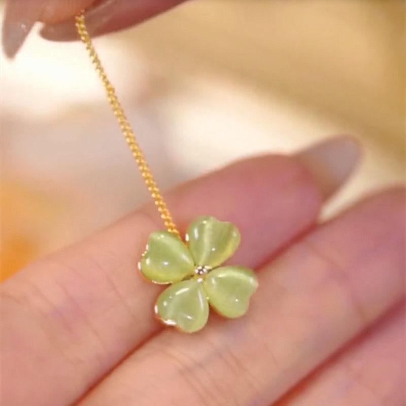 Women's Fashion Exquisite Flower Earline