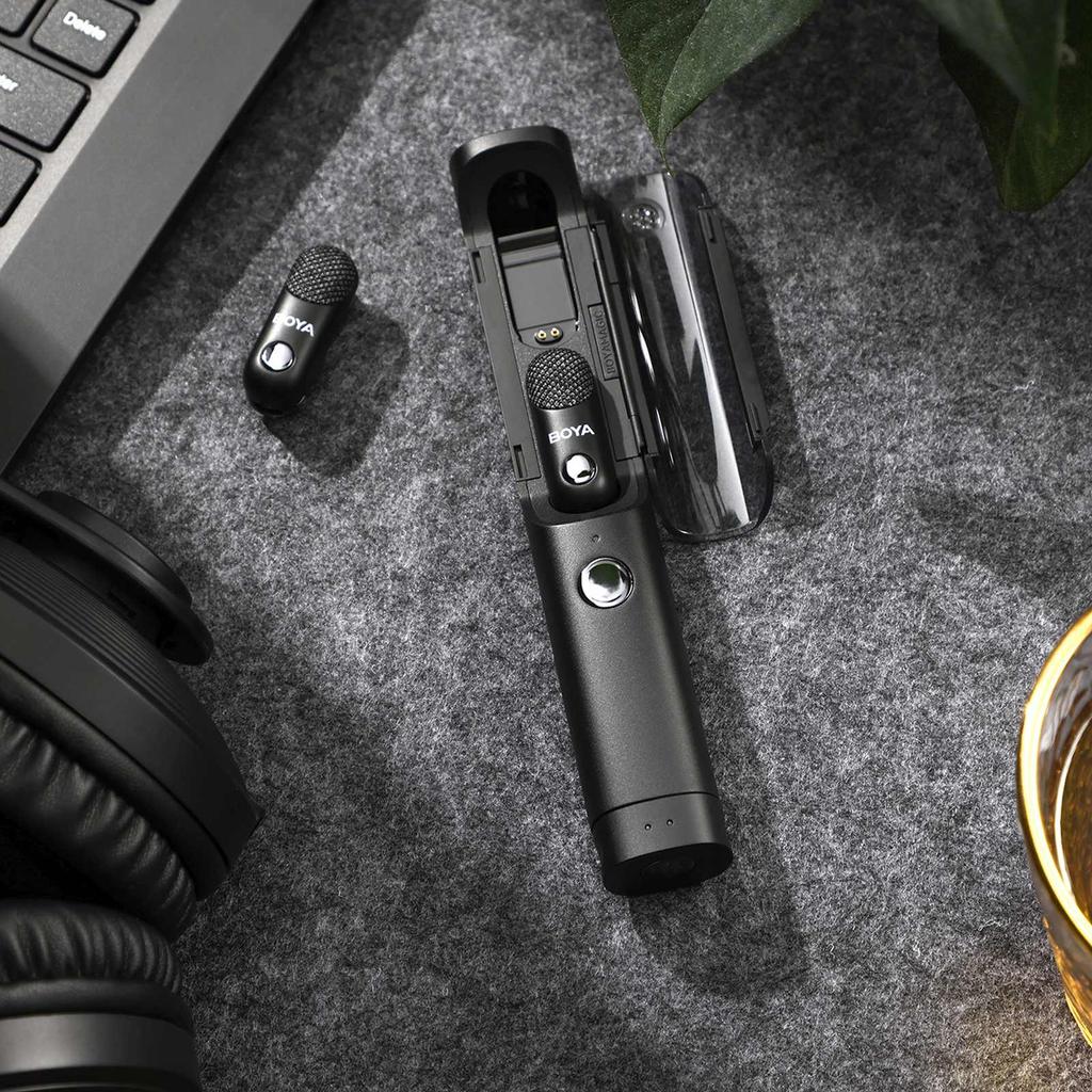 4-in-1 2.4GHz USB-C Magic-02 Wireless Microphone Set - Black