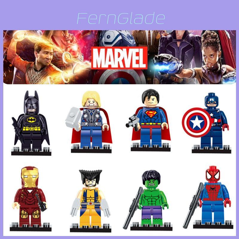 D818-898 Giocattolo con Mattoncini da Costruzione Supereroi con Particelle Piccole Assemblaggio Fai-da-te Materiale Plastico ABS 8 Opzioni di Colore Figura Alta 5 cm