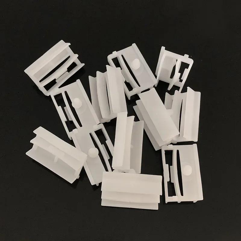 10 st Tröskellistklämmor För BMW 3 5 7-serien Sidokjol Plastklämmor Plastfäste 51718184574