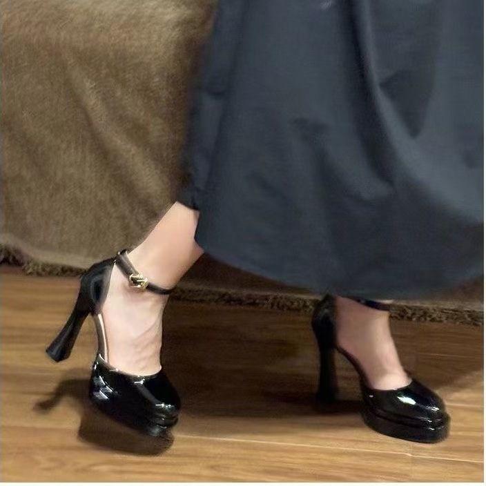 2025 Spring and Summer New Mary Jane High Heels Wedding Shoes Waterproof Table Sexy High Heels Small Sandals