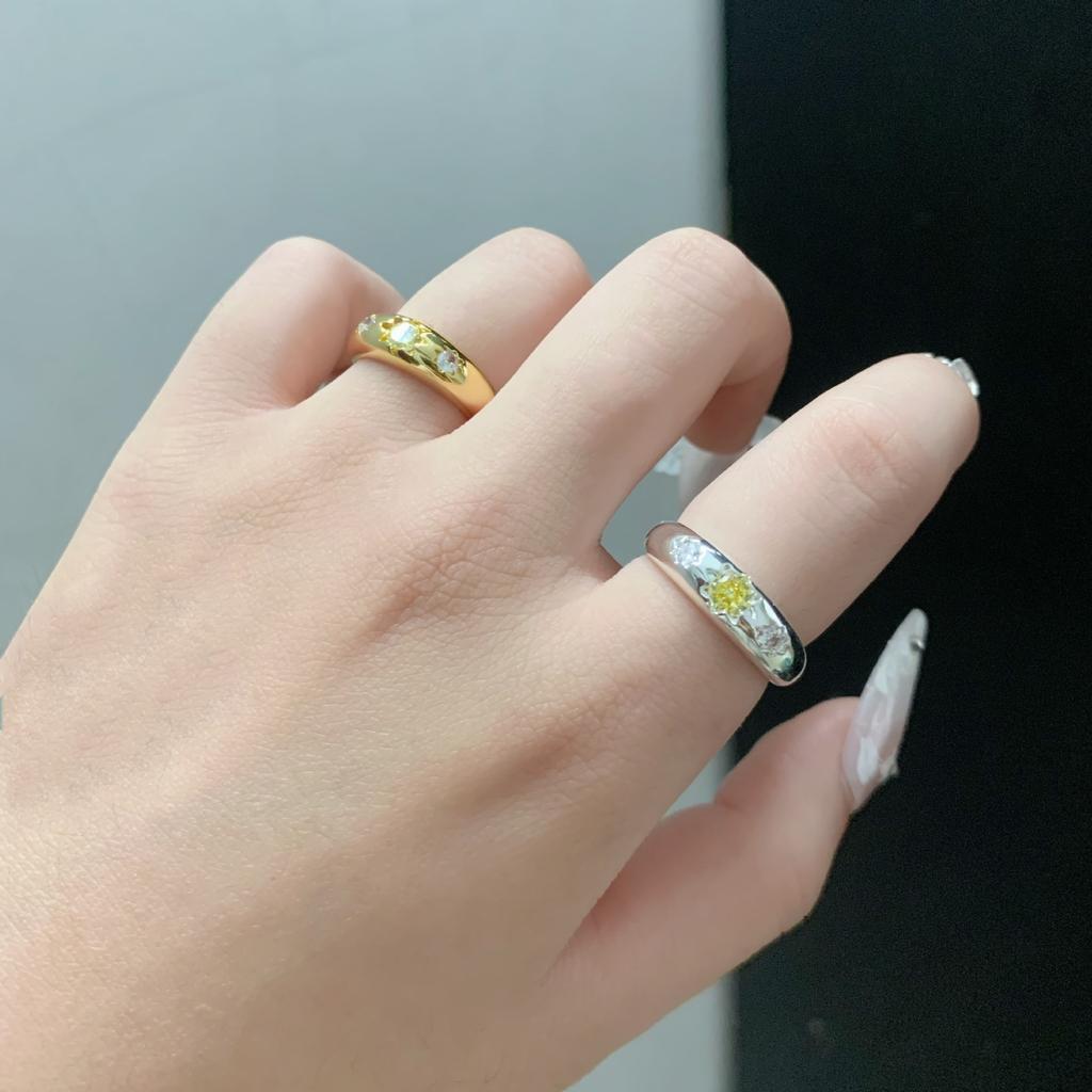 Medieval Style Pillow-Shaped Star Yellow Diamond Ring Women'S Niche Design Light-Sensitive Surface Octagram Ring Opening Ins Temperament