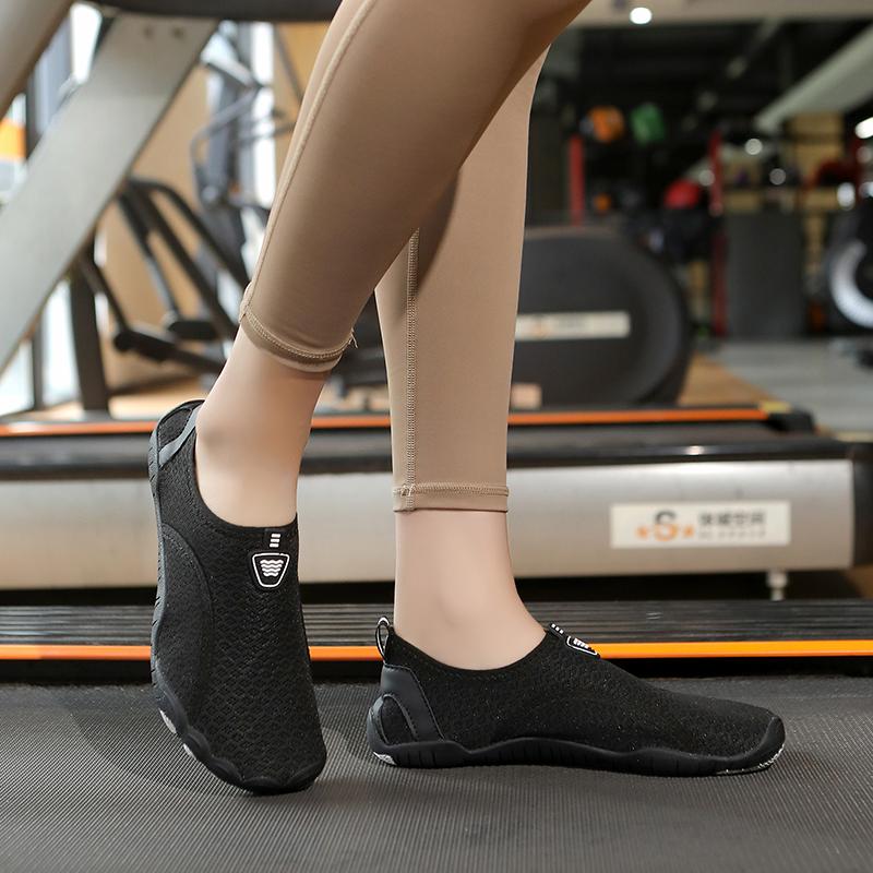 Fashion Shoes For Women Men Barefoot Water Shoes Anti Slip Quick Drying Outdoor Beach Upstream Wading Swimming Shoe Sneakers Unisex