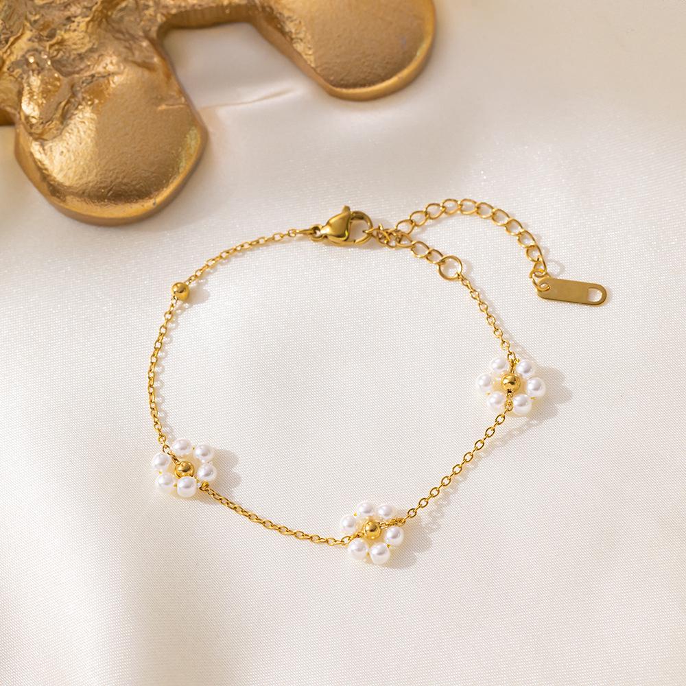 Spring Handmade Beaded Flower & Pearl Clavicle Necklace for Women