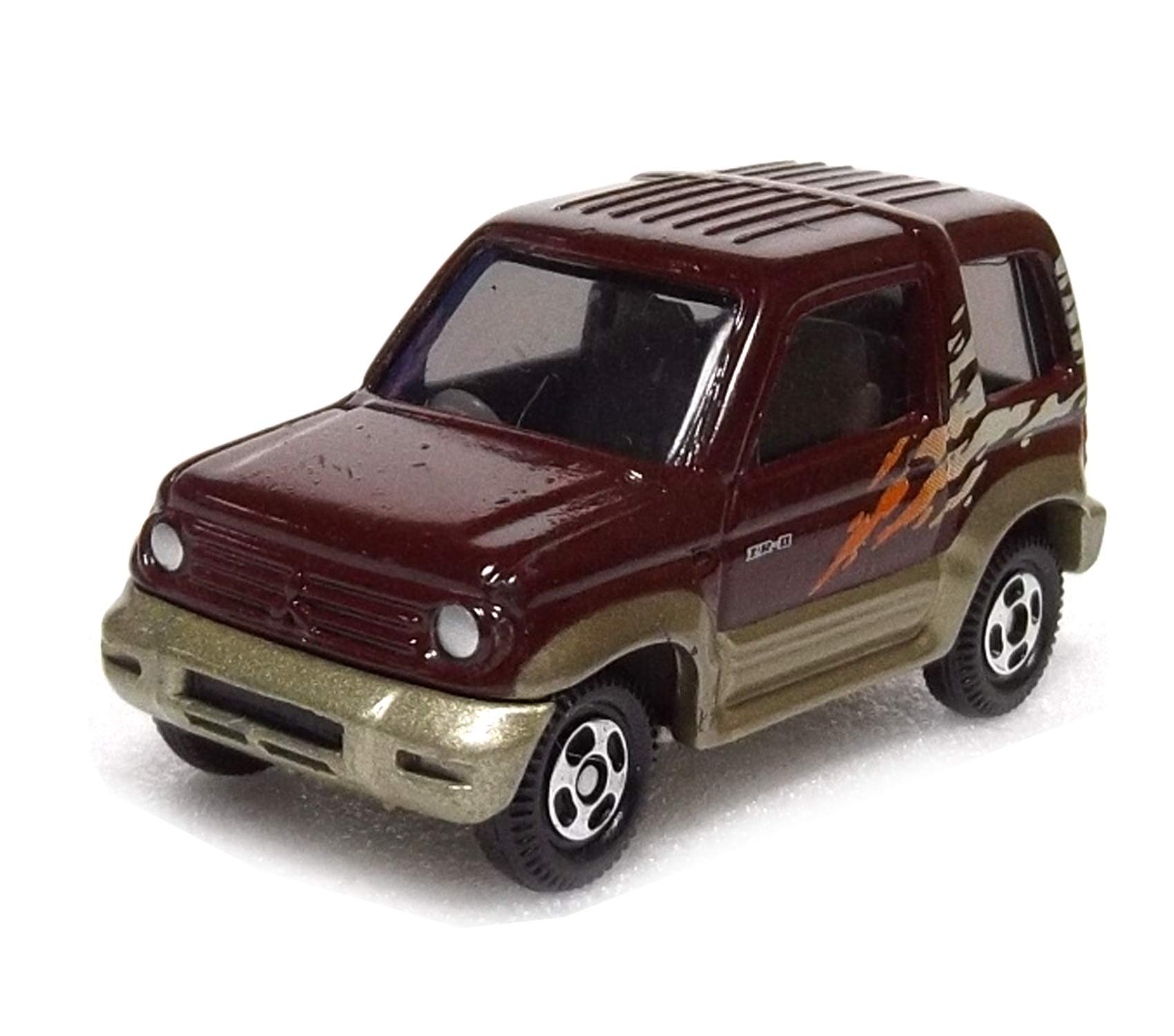 

Tomica 112 Mitsubishi Pajero Jr 1/56