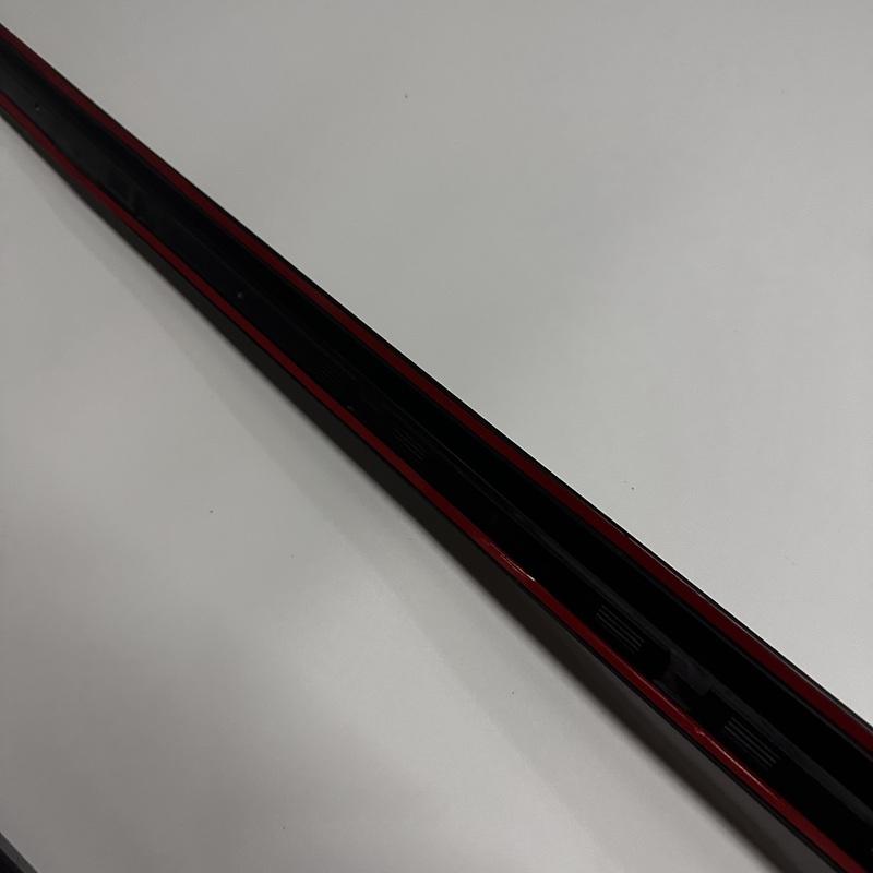 1 Pair Left and Right Windshield Pressure Strip Seal Trim Strip 861312L000 861322L000 for Hyundai i30 2007-2012