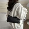 Retro fashion underarm bag women's new trendy rivet locomotive bag high-end niche versatile baguette bag