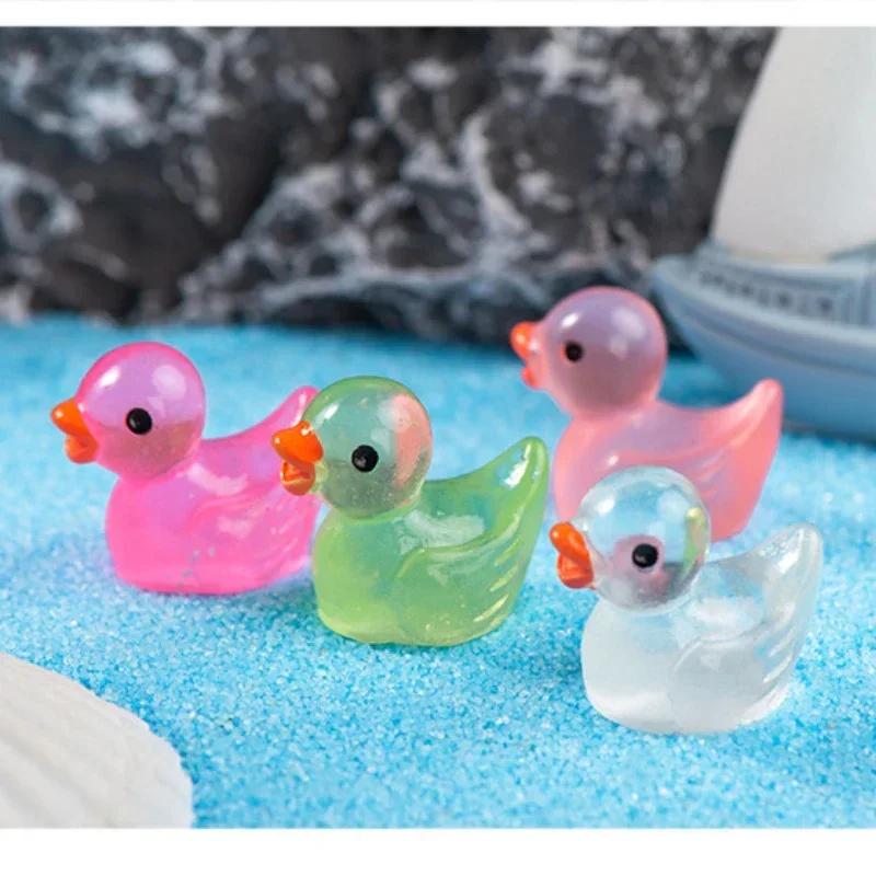 5-20pcs Luminous Micro Landscape Duck Ornaments Handcrafts Small Cute Mini Resin Yellow Duck DIY Resin Dollhouse Decoration