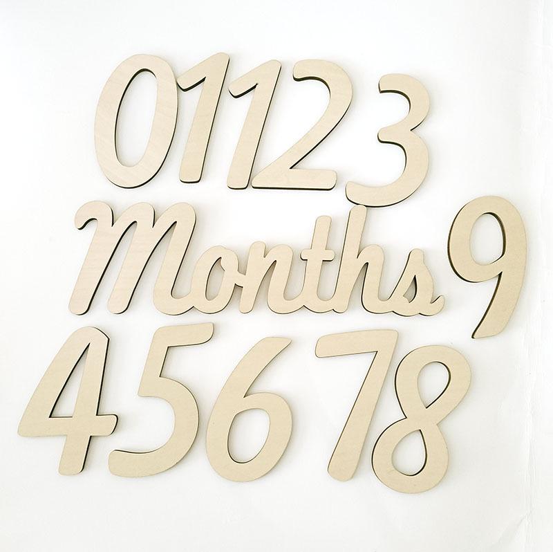 Wooden Baby Milestone Calendar & Photography Props for 100 Days and Monthly Celebrations