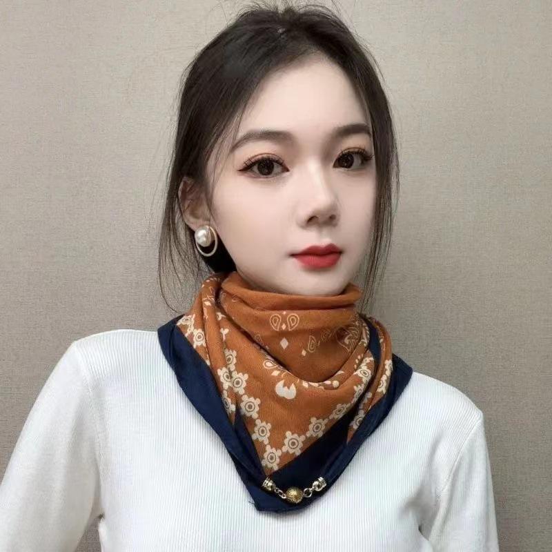 Versatile Silk Cotton Scarf with Magnetic Buckle: Double-sided, Multifunctional Neckband