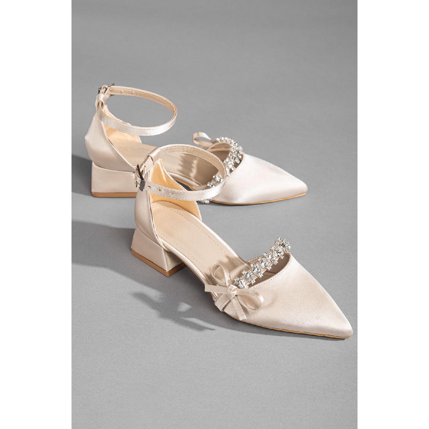 

Female Gold Satin Mini Heels Shoe Stone Embroidered Pointed Nose 36 золотий