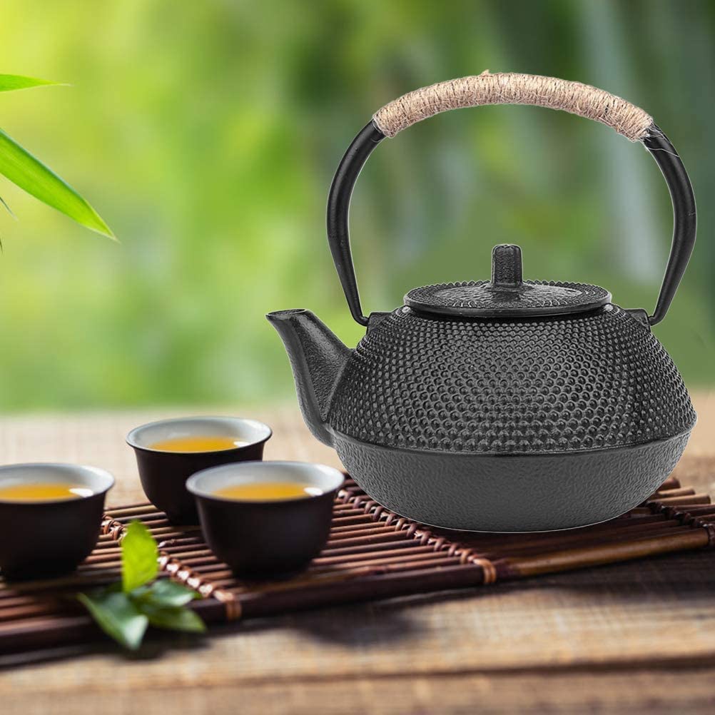 Stylish Iron Teapot (600ml), No Enamel Coating, with Built-in Tea Strainer, for Iron Supplementation, Suitable for Direct Heat, Healthy, Souvenir, Gif