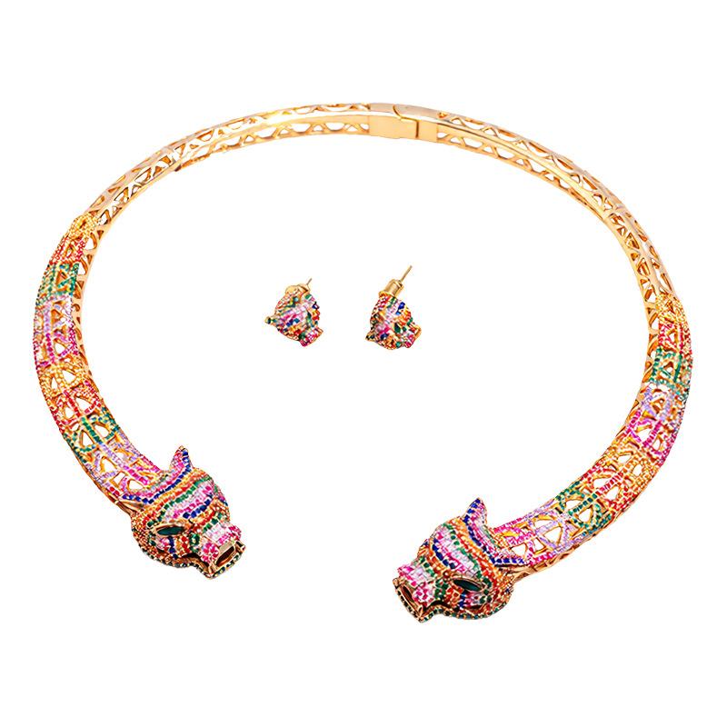 European and American Exaggerated Color Zircon Leopard Head Necklace Earrings Set Luxury Retro Court Style Full of Diamond Jewelry Accessories