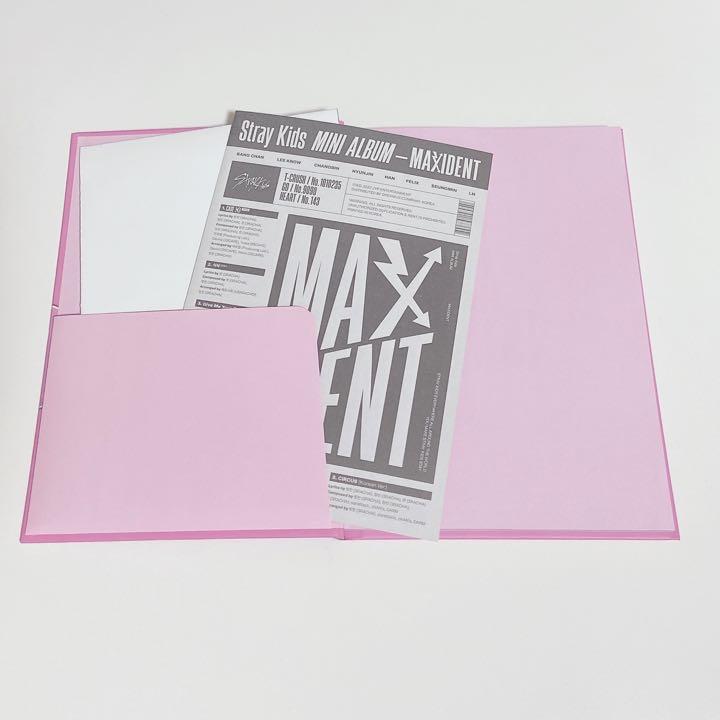 [USED] straykids maxident hyunjin set