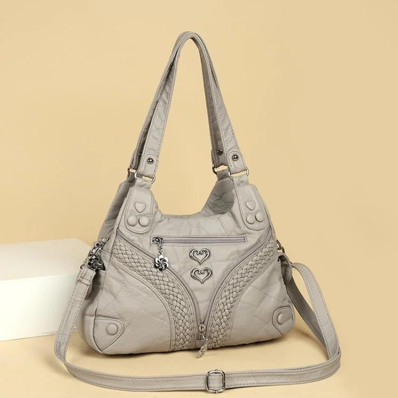Stylish PU Leather Crossbody Bag Heart Decor Women's Hobo Bag Fashion Quilted Shoulder Bag with Adjustable Strap
