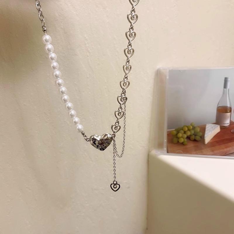 Sweet and Cool Splicing Light Luxury Temperament Versatile Love Pearl Necklace Niche Design Exquisite Collarbone Chain Neck Chain