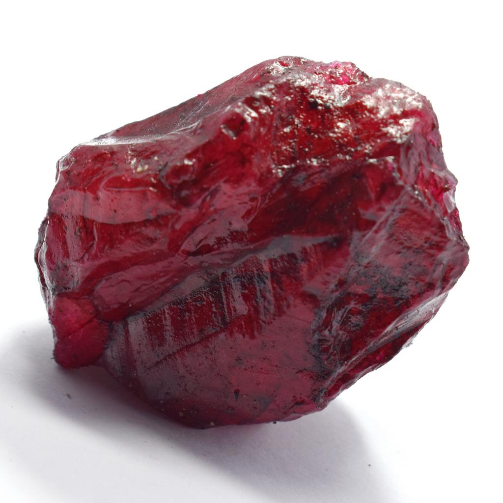 599.85 Ct Earth Mined Natural Red Ruby Uncut Rough CERTIFIEDLoose Gemstone v-138