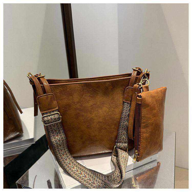 Urban Minimalist Pu Bucket Bag With Zipper Closure For Daily Use
