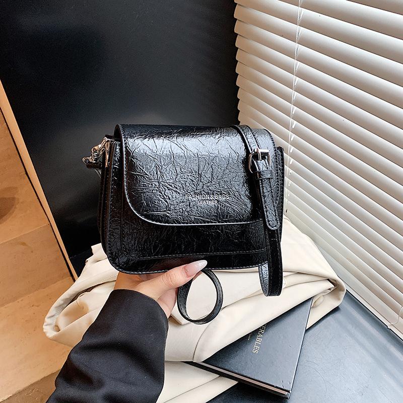 

Popular small square bag women s new high-end pleated shoulder bag casual messenger bag