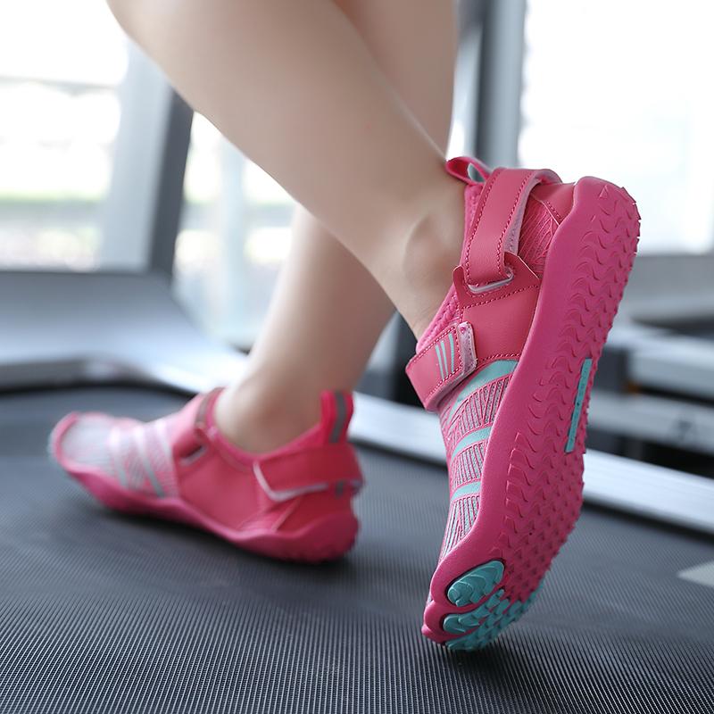 Children's water shoes Outdoor breathable beach shoes Light speed interference water non-slip amphibious swimming shoes