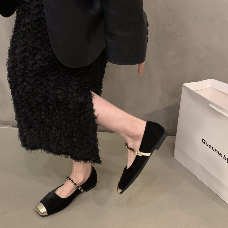 Flat-bottomed French small fragrant single shoes women's shoes 2025 new spring and autumn square head temperament Mary Jane evening shoes