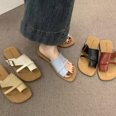 Fashion Slippers New Summer Korean Brown Toe Retraction Flat Shoes Vintage Simple Leather Ladies Women Walking Outdoor Beach Sandals