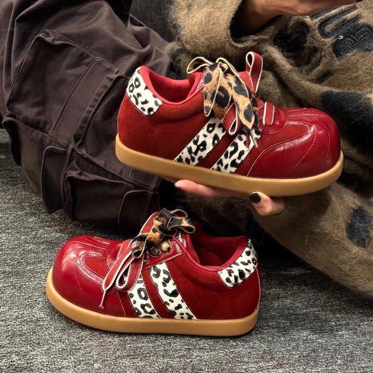 [Fanfna] Leopard Print Contrasting Color German Training Shoes for Women's 2025 Autumn New Retro Niche Design Ugly Cute Bread Shoes Tide