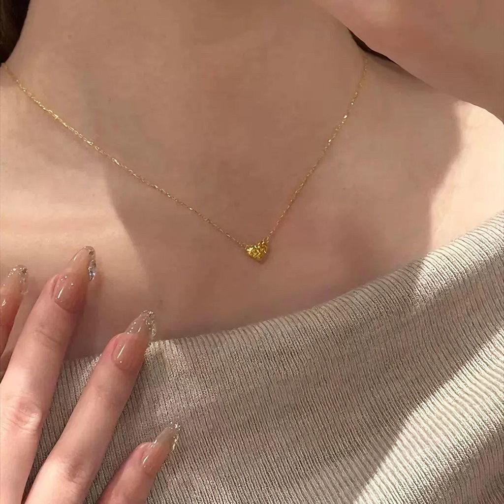 Women's Summer Luxury Titanium Steel Necklace - High-End Design Clavicle Pendant