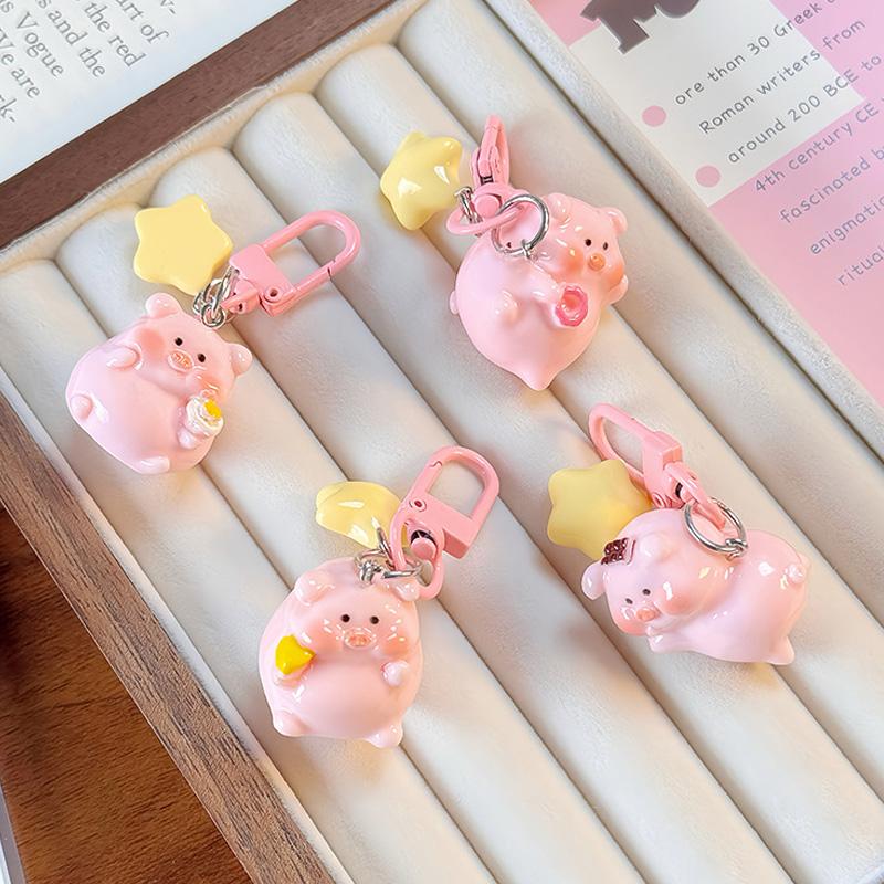 1PC Key Chain Creative Pink Pig 3D Piggy Keychain Lovely Cartoon Keychain Ornament Bag Pendant