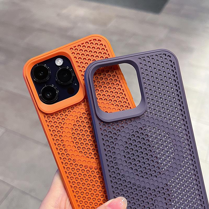 Applicable iPhone17promax Mobile Phone Case Breathable Honeycomb Network Heat Dissipation Magnetic Suction Apple 15 Matte PC Protective Case