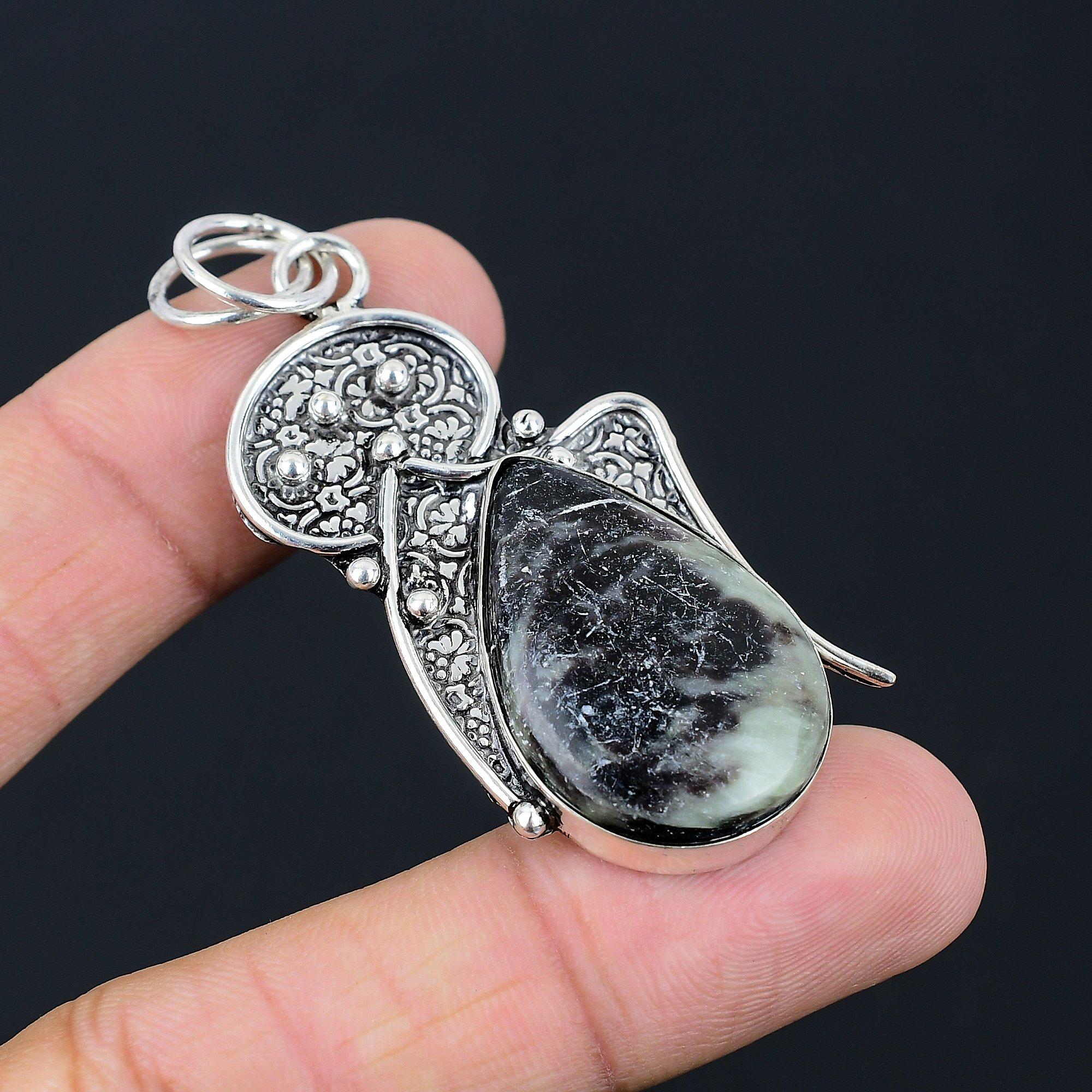 Gift For Women Jewelry Pendant 925 Sterling Silver Natural Kemmererite Gemstone