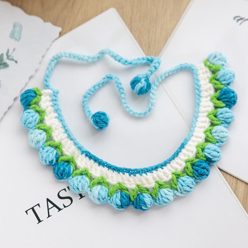 Hand-Knitted Snow White Pet Scarf for Cats and Dogs - Cute Photo Prop