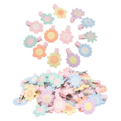 Niedliche Blumen Haarspangen für Haustiere Sechsblättrige Blume Lustig Liebenswert Dekorativ Haustier Blume Kopfschmuck