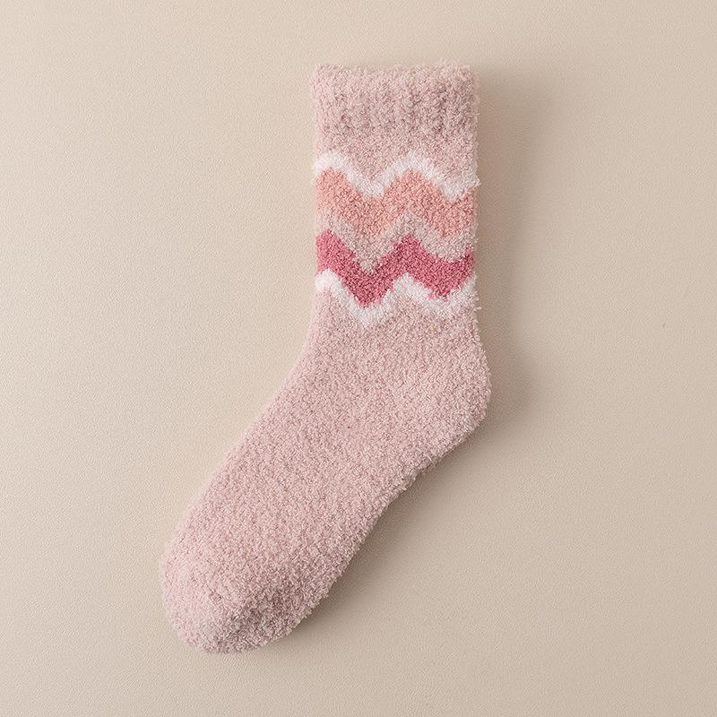 Female Autumn and Winter Thickened Warm Stripe Absorbs Perspiration Home Floor In Tube Socks