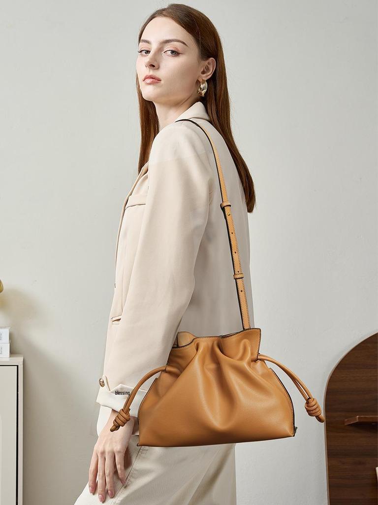 Elegant Cloud Cowhide Crossbody & Shoulder Bag - Women's High-End Casual Commuter