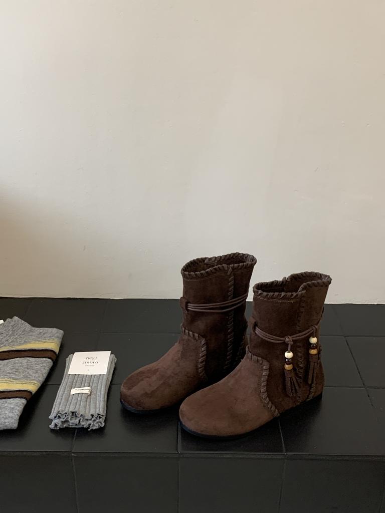 2025 Autumn New Retro Strap Fringed Boots Bosmian Flat Bottom Short Boots Women