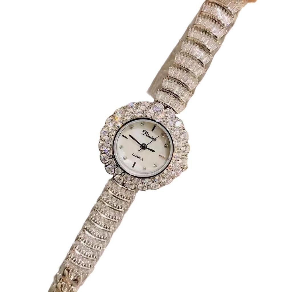 Bracelet Watch Ladies Gypsy Star Diamond Fritillary Light Luxury Watch Exquisite High Value Niche Women'S Watch