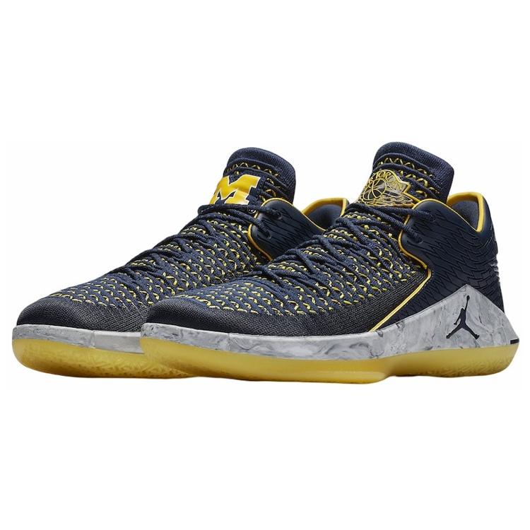 Jordan Xxxii Low Michigan AA1256-405