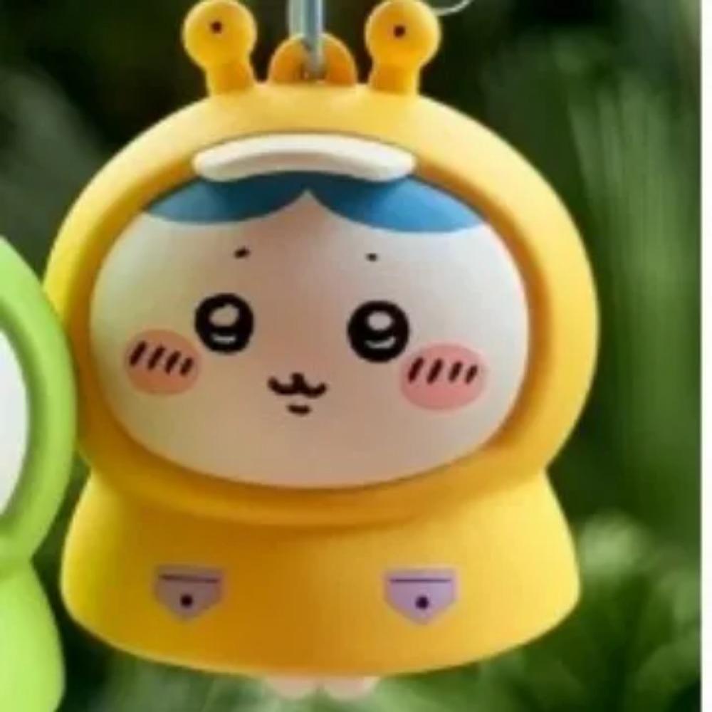 Chiikawa Seria Płaszczy Przeciwdeszczowych Breloczek Podświetlany – Uroczy Usagi Hachiware ABS PVC Kreskówkowy Wisiorek Letni Motyw Chmurka Ozdoba Prezent