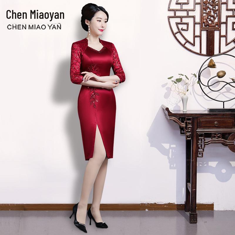 Summer Red Long Cheongsam Dress for Young Mother-in-Law at Wedding Banquet