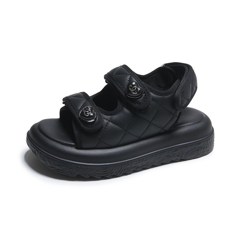 Xiaoxiangfeng dicke Sohle Außen-Sandalen Sommer 22 Neu Klettverschluss Freizeitschuhe Auf-Treten Schlamm weiche Sohle Römische Schuhe