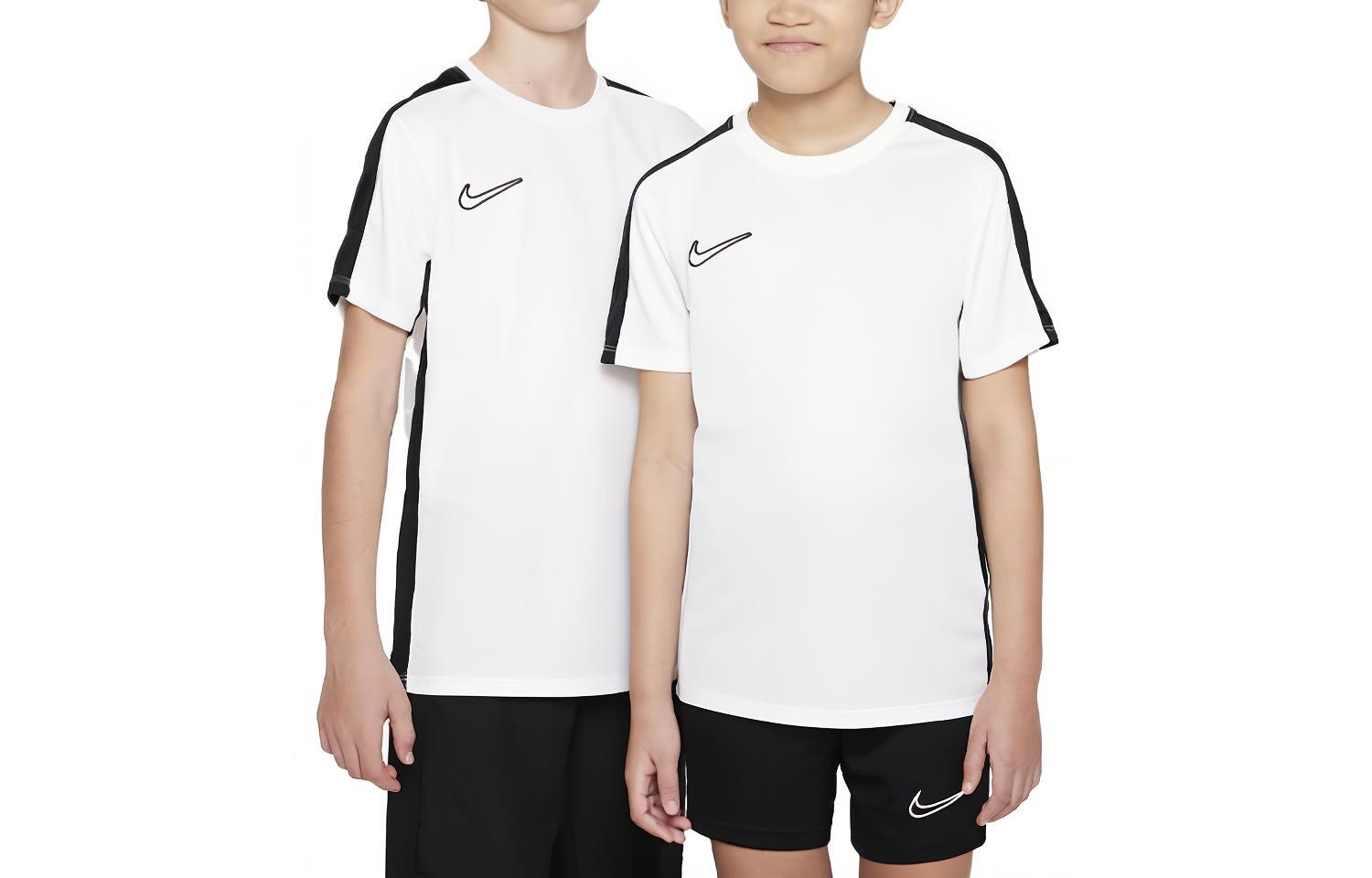

Nike Kids T Shirts Crew Neck Moderate DX5482-100 XL