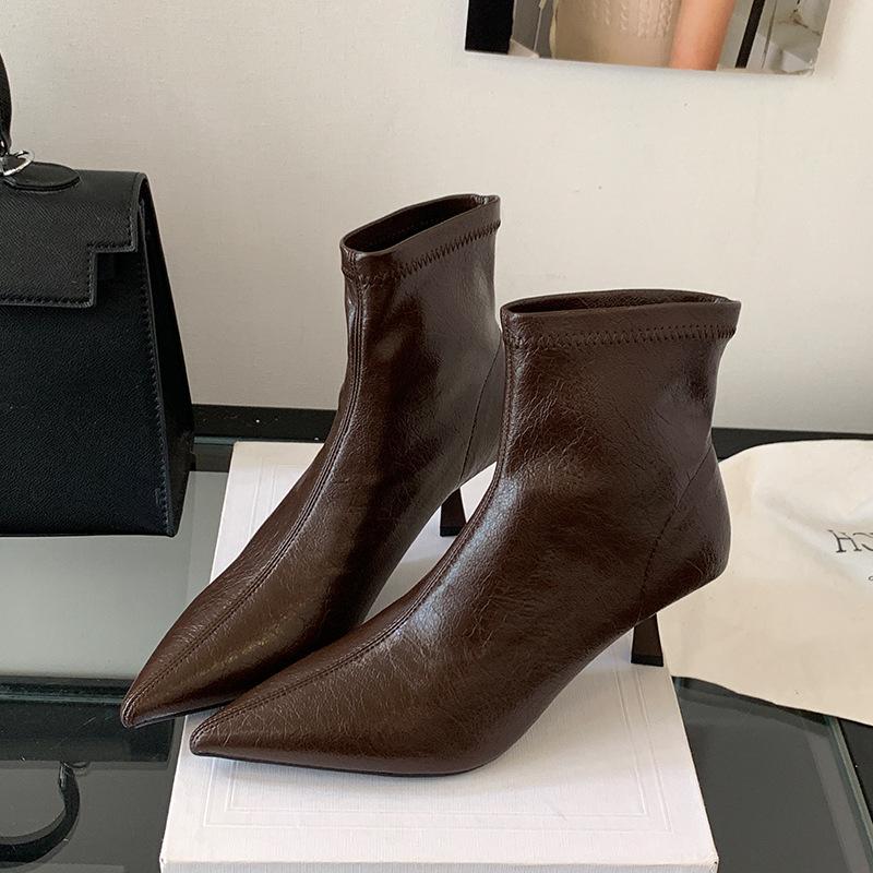 

Французский темперамент острый носок тонкий каблук высокий каблук короткие ботинки женские весна и осень высокое чувство моды модная сила тонкие ботинки 39