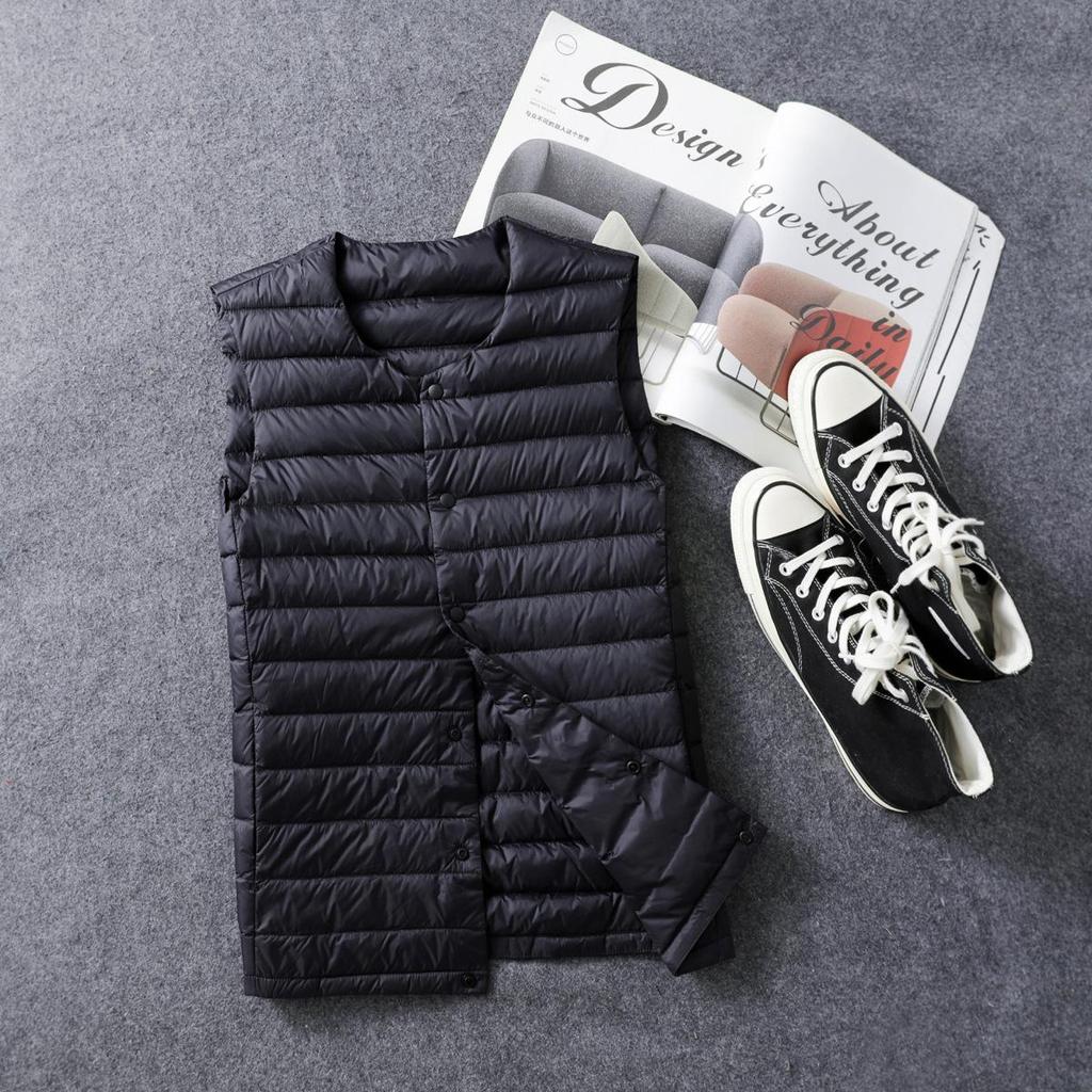 Men's Ultra-Light Down Vest, Large Size, Winter 2026, Short Style with Round Neck, Casual and Portable